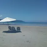 Confortável Apto.Com Piscina para 8 pessoas-Ubatuba-Enseada